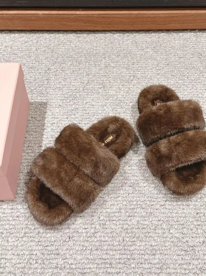 LV Slippers