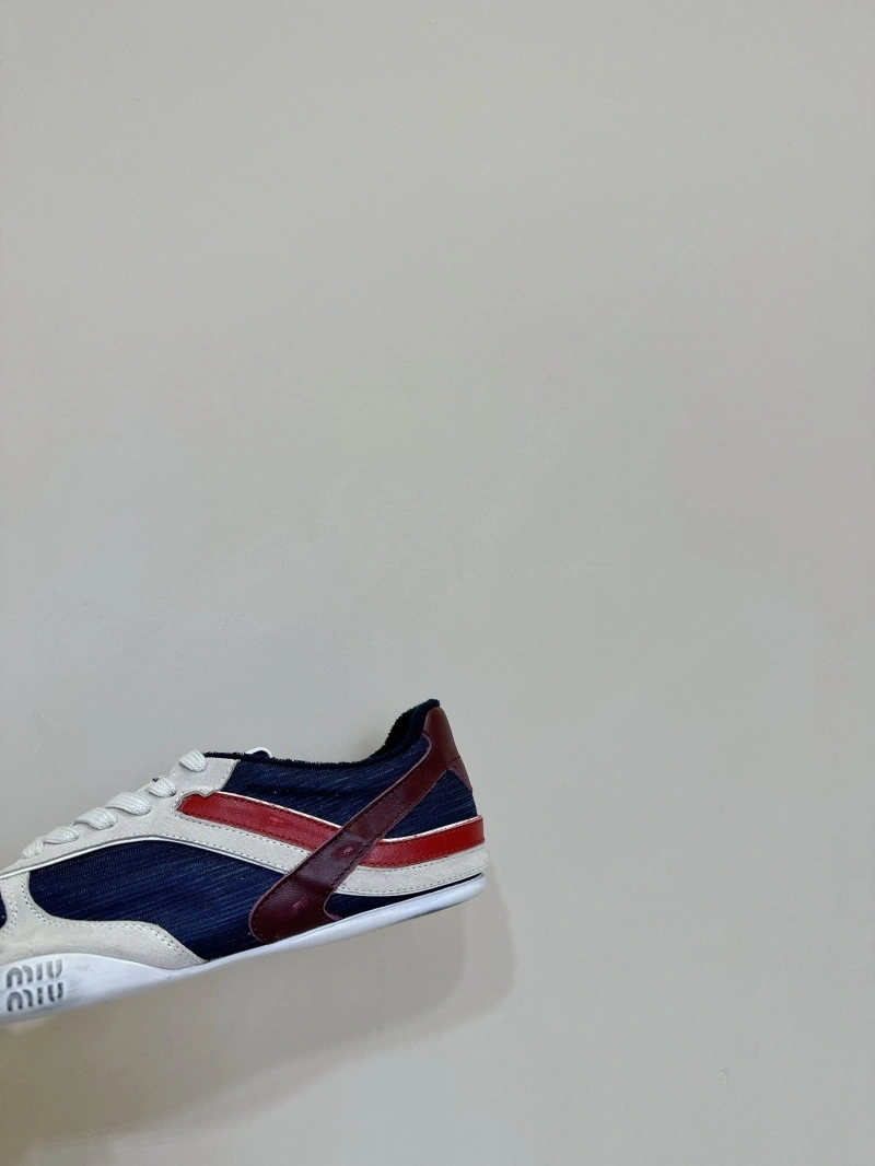 Miu Miu Casual Shoes