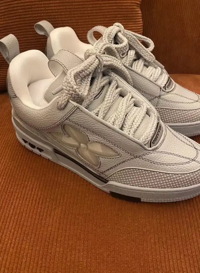 hype Louis Vuitton Sneakers