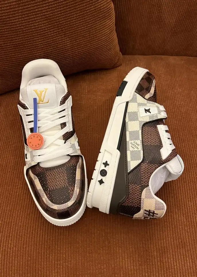 hype Louis Vuitton Sneakers