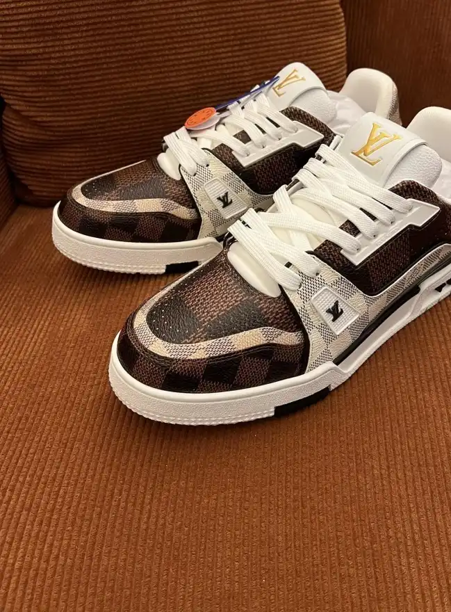 hype Louis Vuitton Sneakers