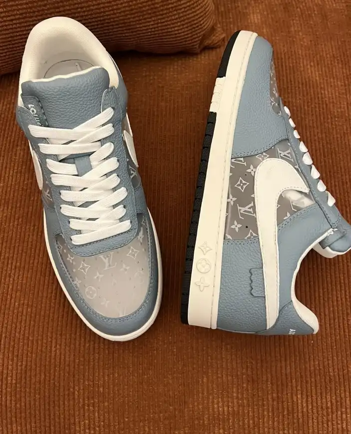 hype Louis Vuitton Sneakers