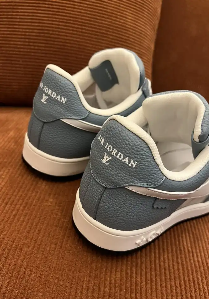 hype Louis Vuitton Sneakers