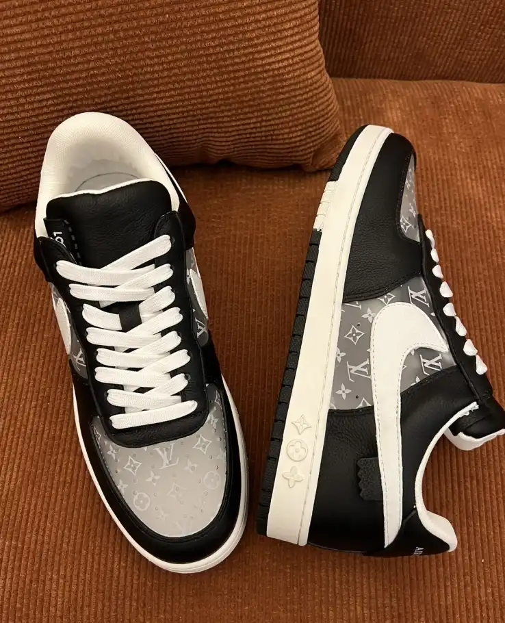 hype Louis Vuitton Sneakers