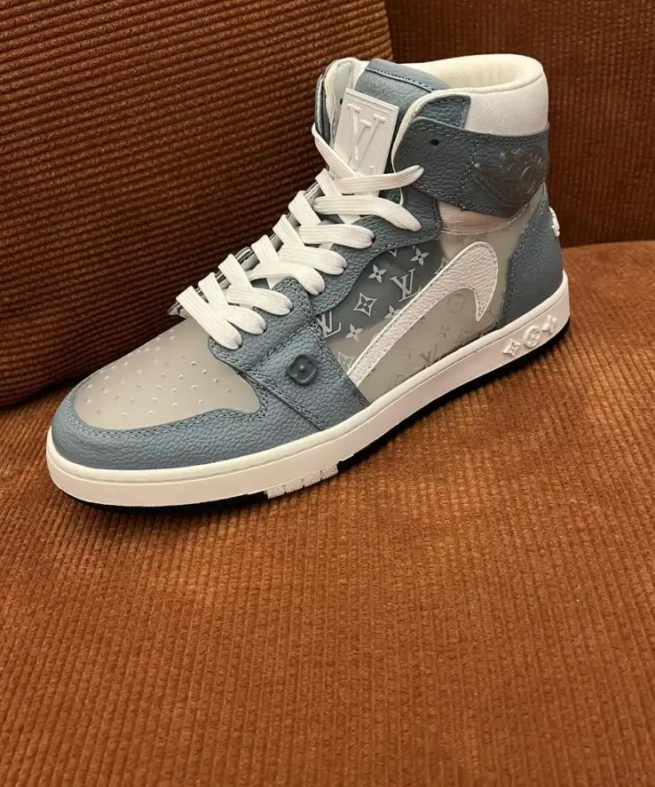 hype Louis Vuitton Sneakers