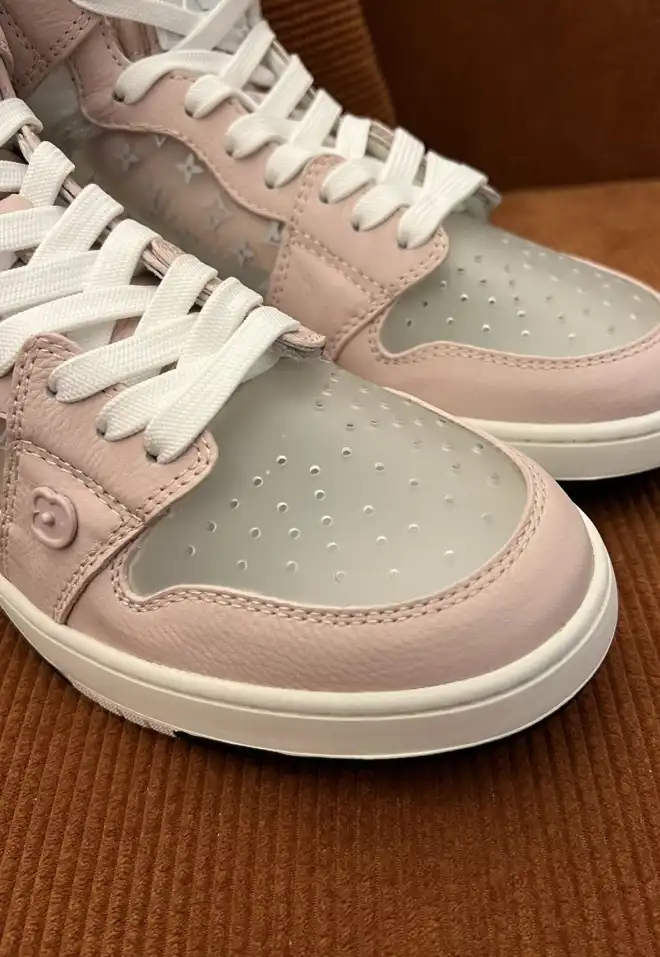 hype Louis Vuitton Sneakers