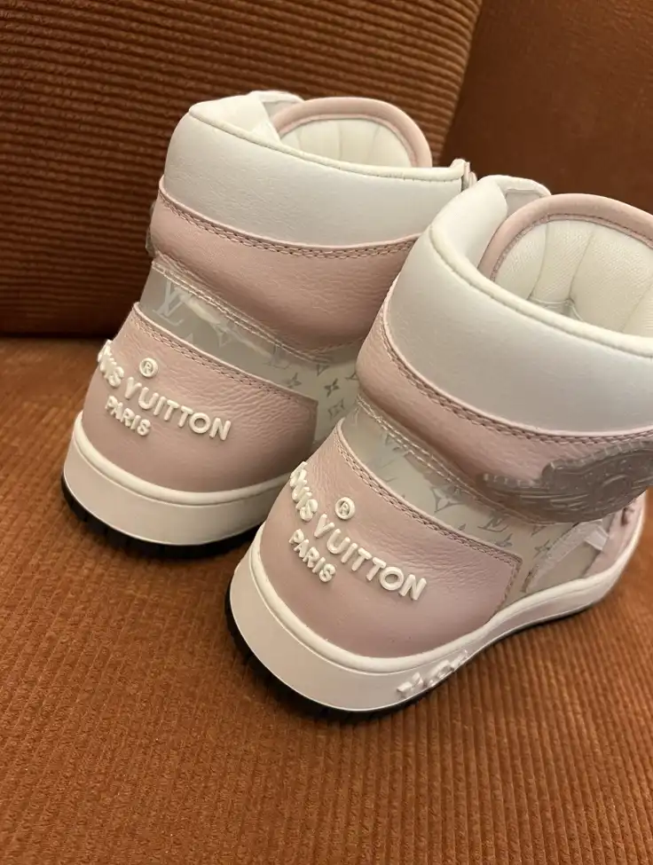 hype Louis Vuitton Sneakers