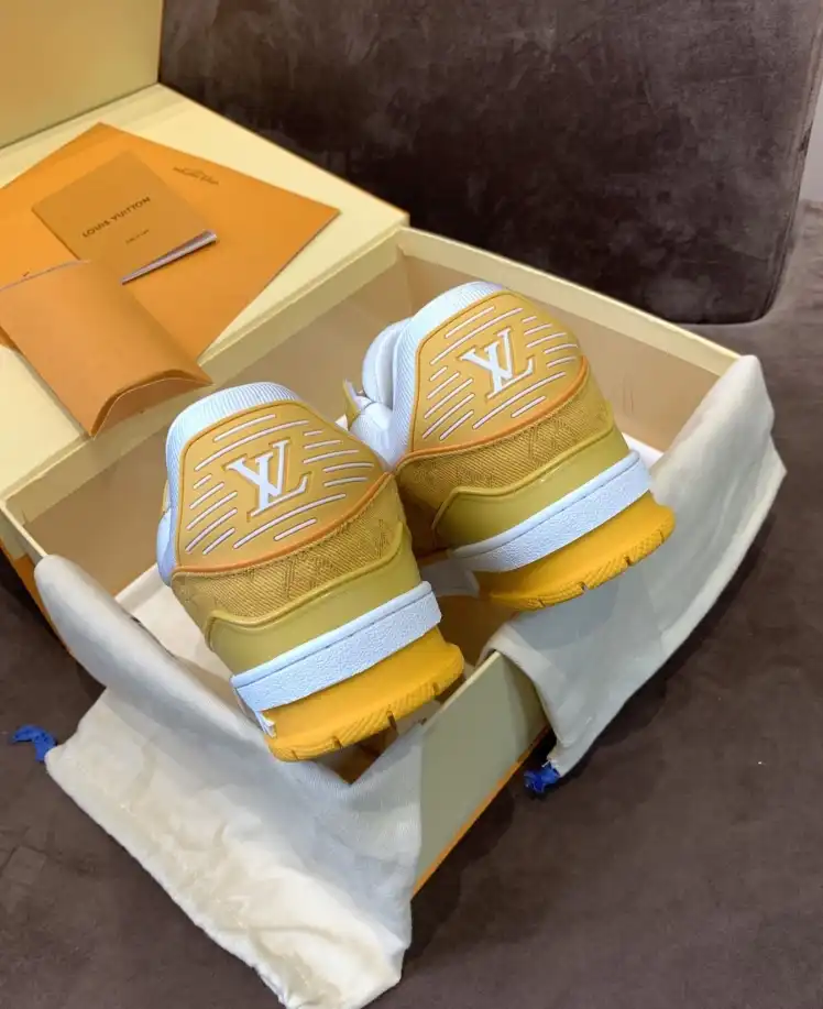 hype Louis Vuitton Sneakers