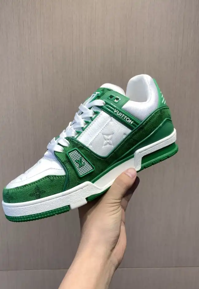 hype Louis Vuitton Sneakers