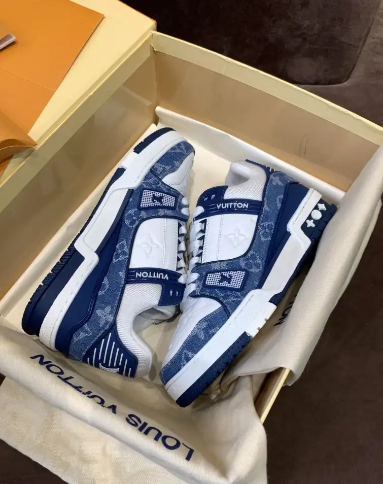 hype Louis Vuitton Sneakers