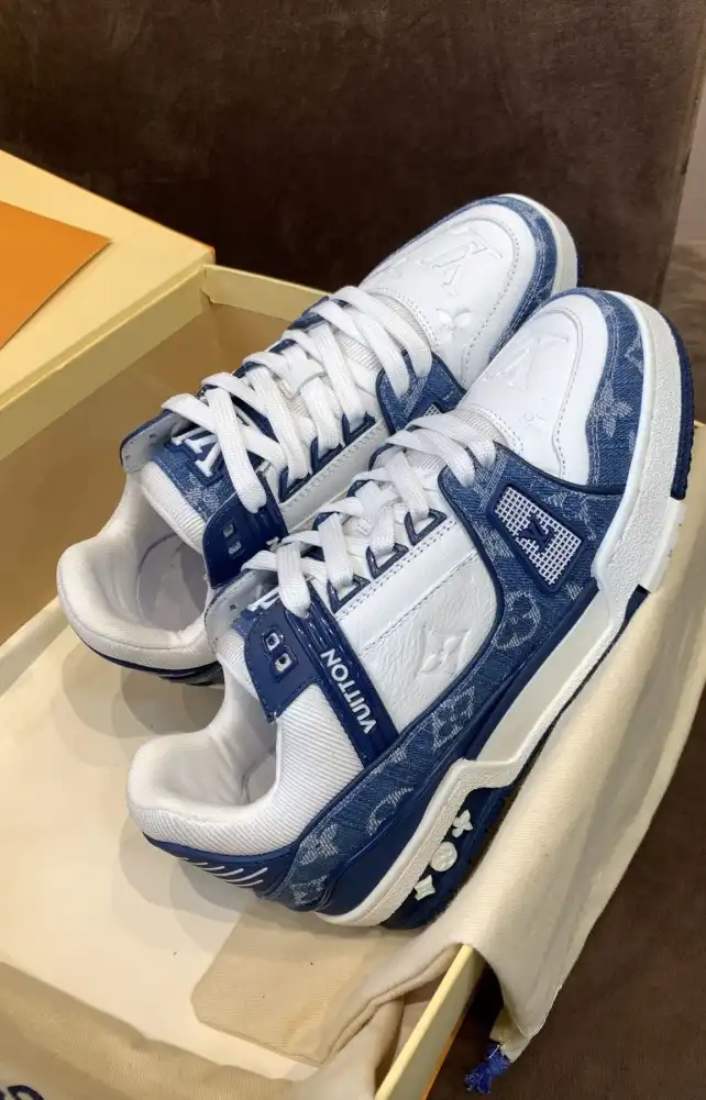 hype Louis Vuitton Sneakers