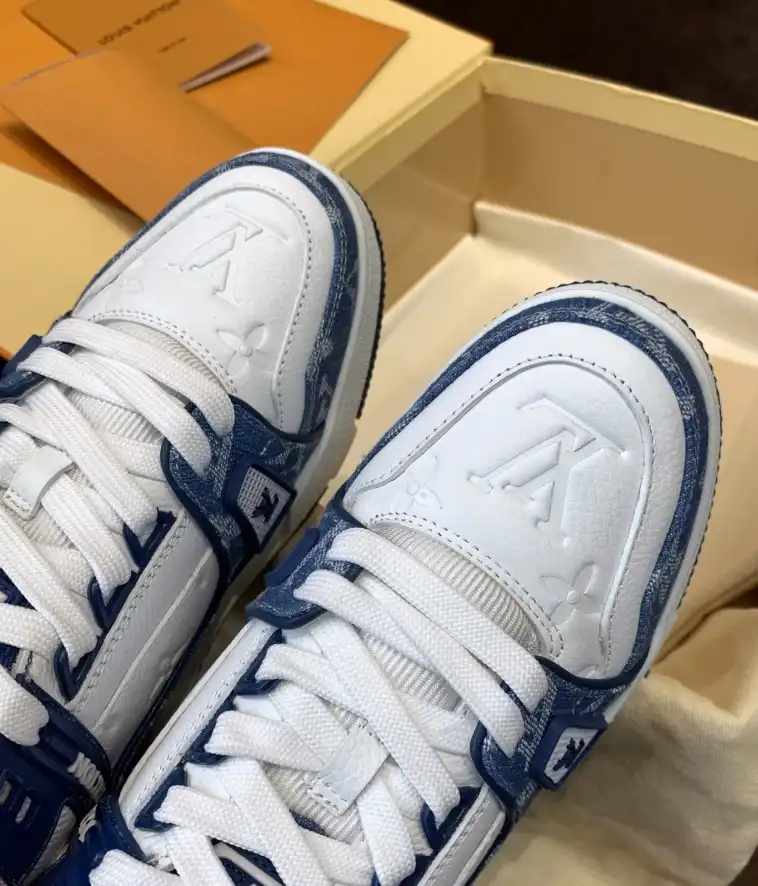 hype Louis Vuitton Sneakers