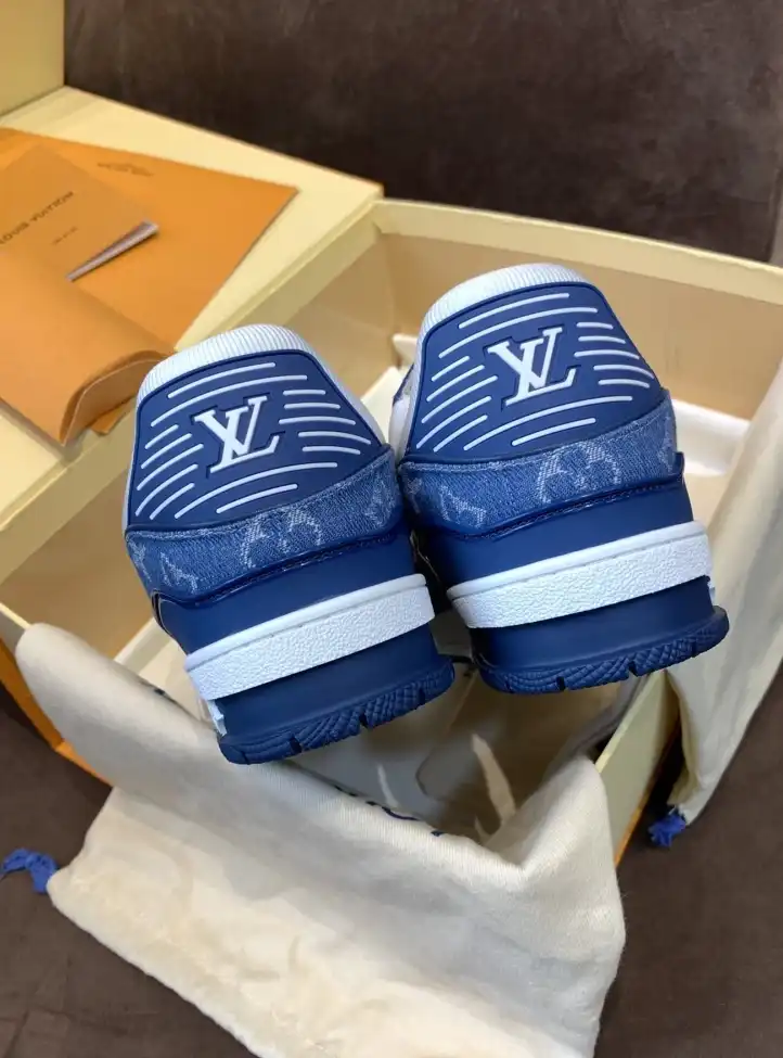 hype Louis Vuitton Sneakers