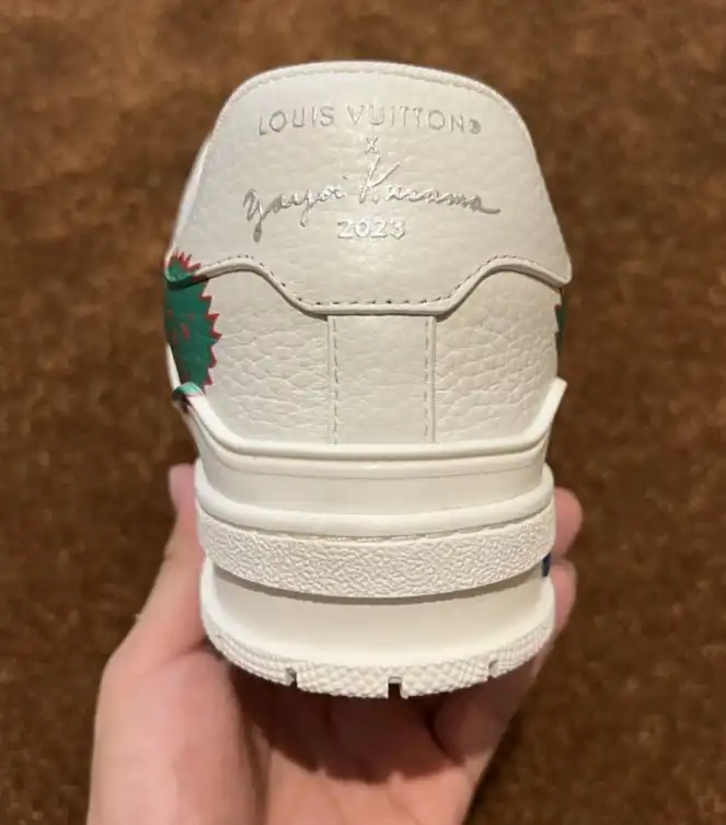 hype Louis Vuitton Sneakers