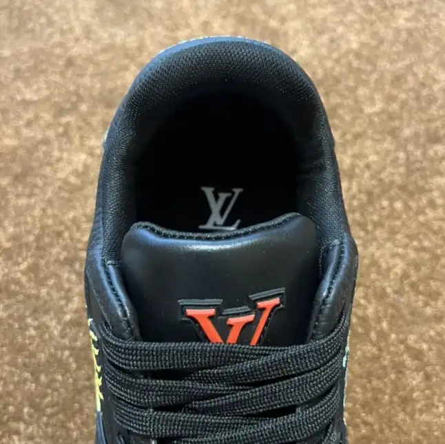 hype Louis Vuitton Sneakers