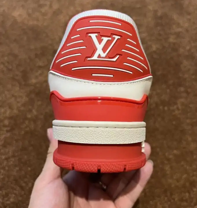 hype Louis Vuitton Sneakers