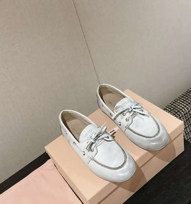 hype Miu Miu Leather Shoes