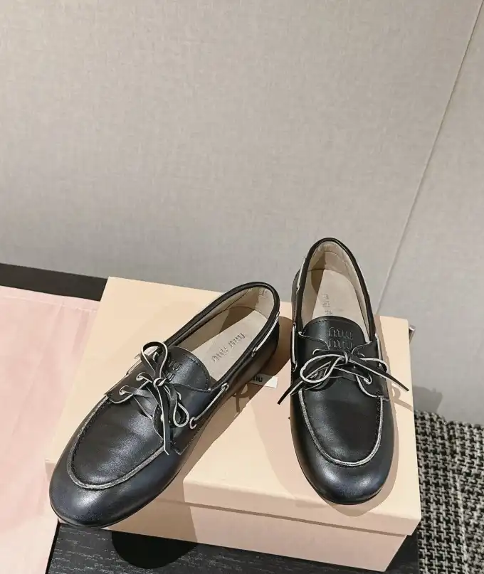 hype Miu Miu Leather Shoes