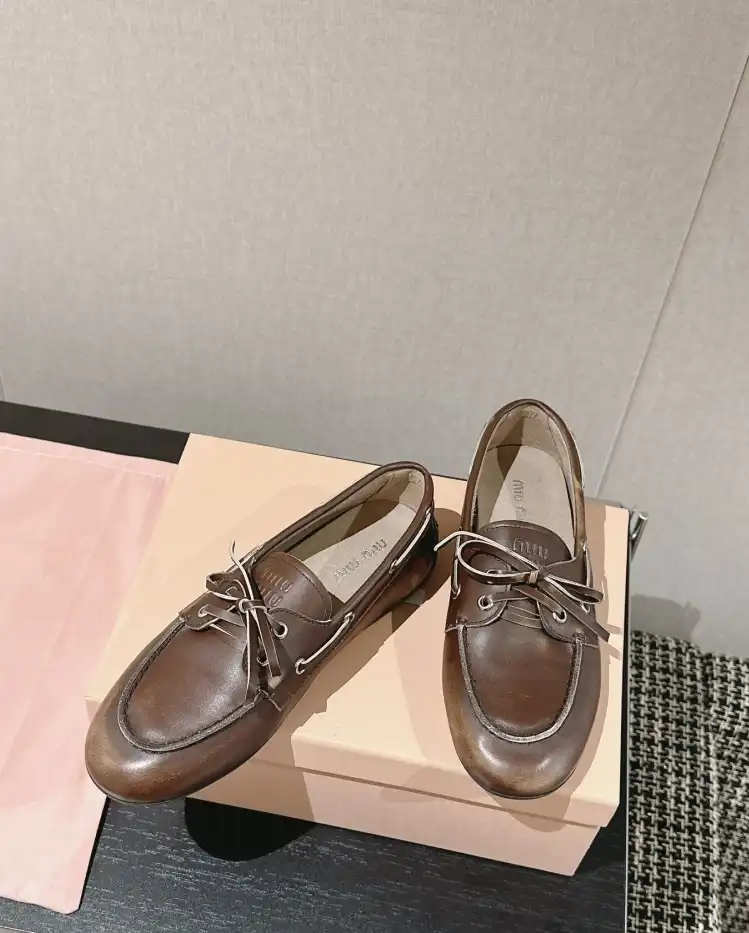 hype Miu Miu Leather Shoes