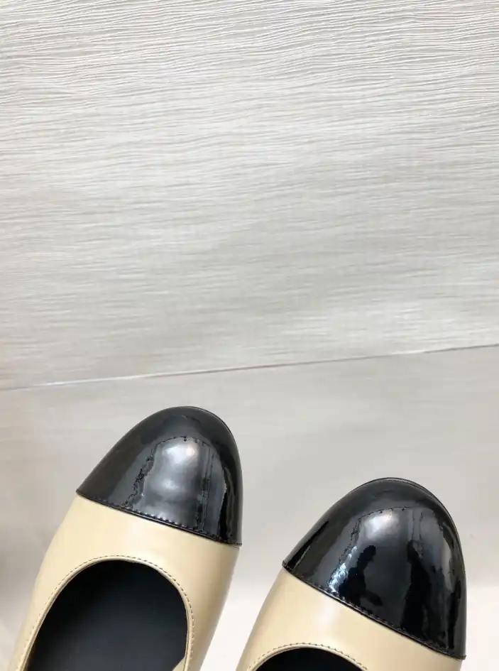 hype Chanel High Heels