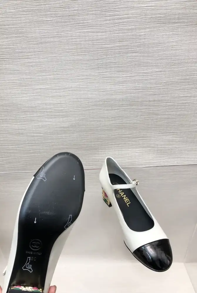 hype Chanel High Heels