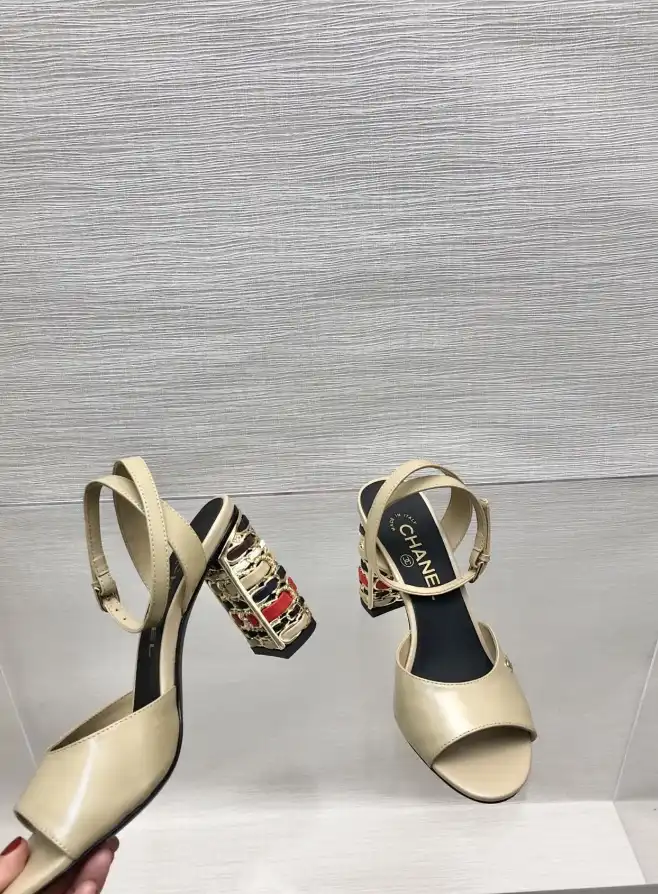 hype Chanel High Heels