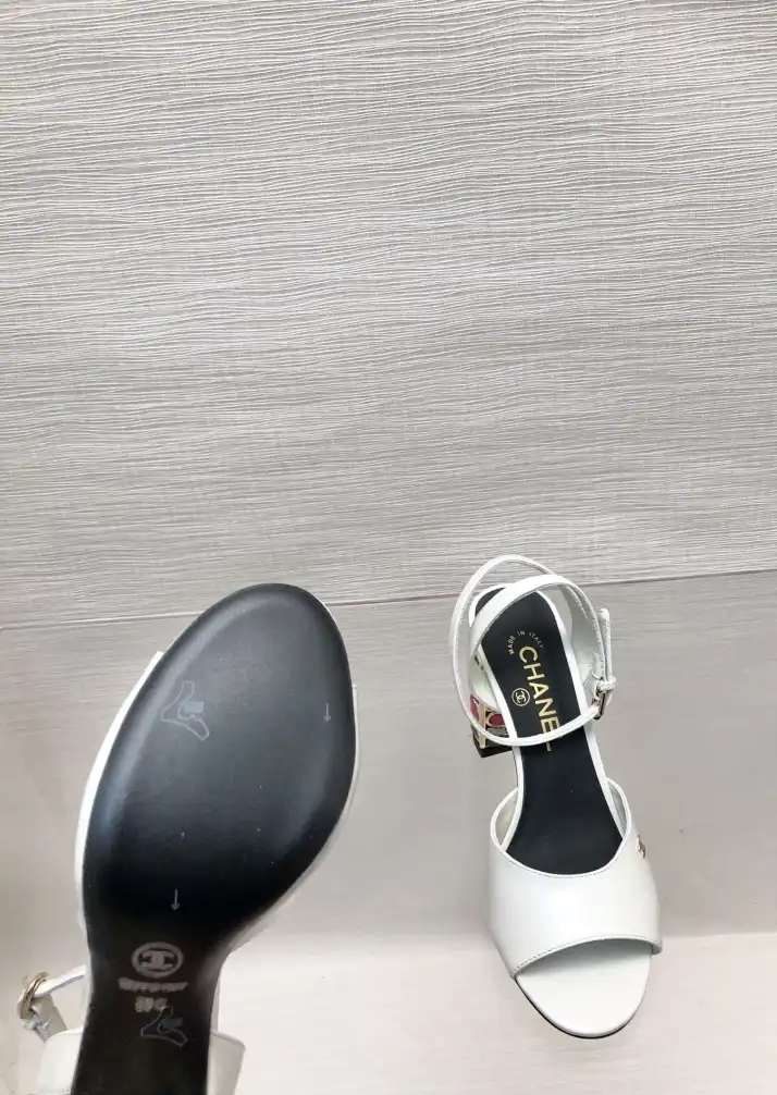 hype Chanel High Heels