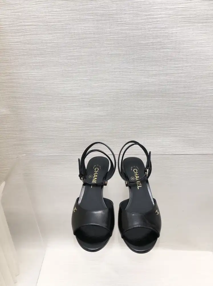 hype Chanel High Heels