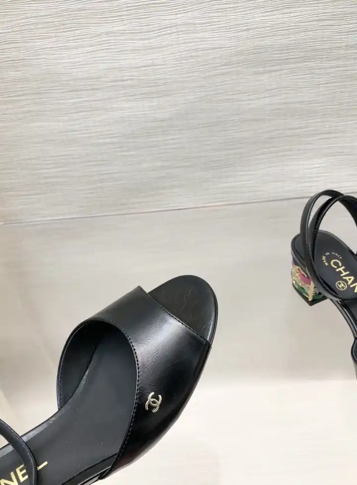 hype Chanel High Heels