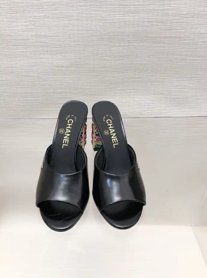 hype Chanel High Heels