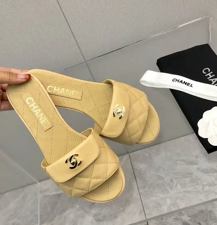 hype Chanel Slippers