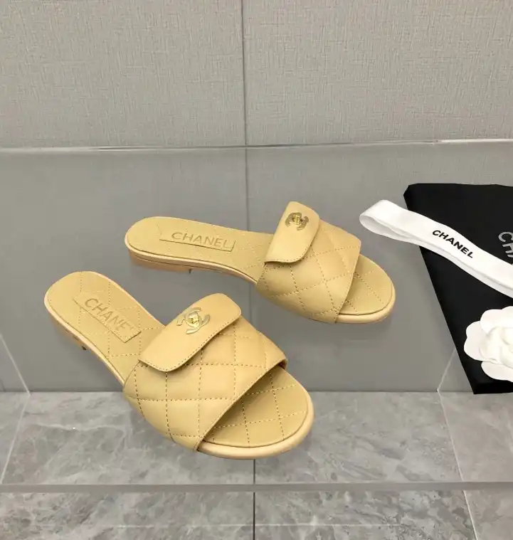 hype Chanel Slippers