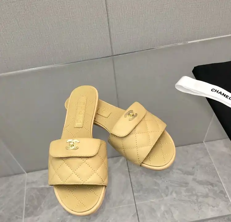 hype Chanel Slippers