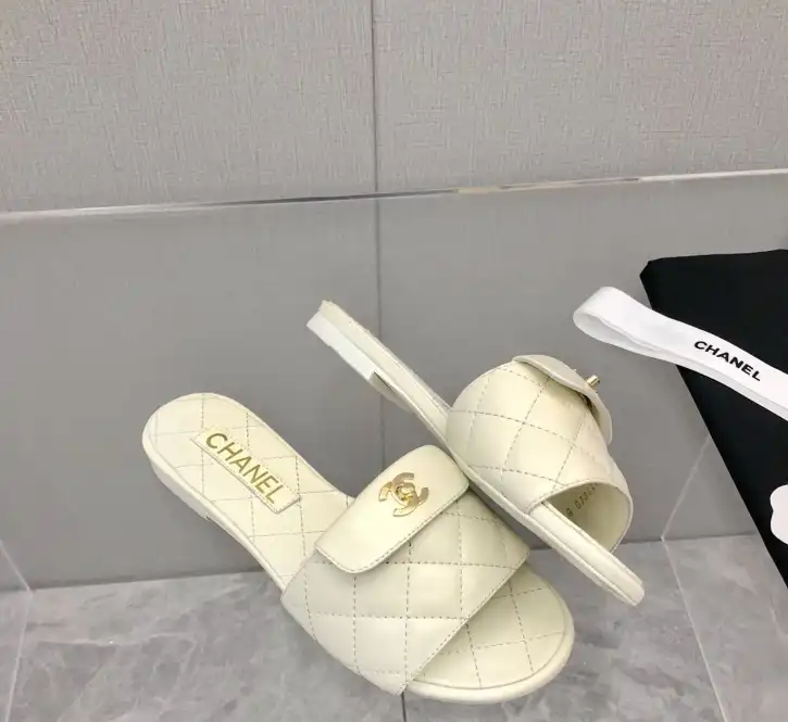 hype Chanel Slippers