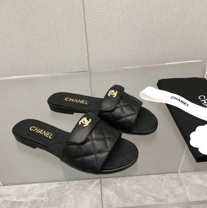 hype Chanel Slippers