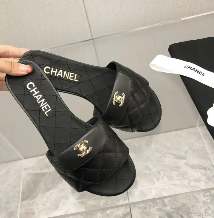 hype Chanel Slippers