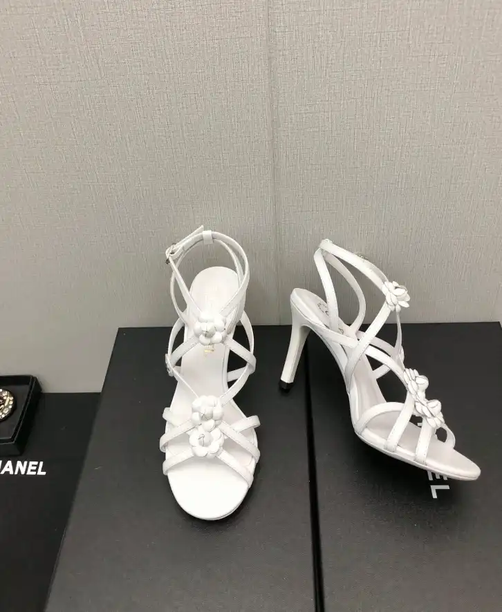 hype Chanel High Heels