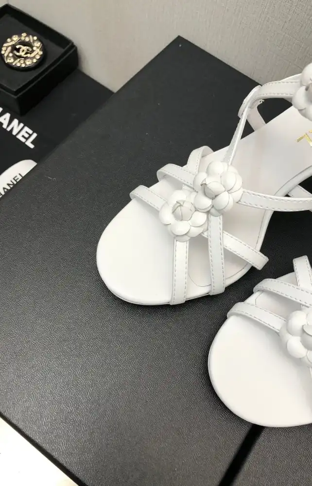 hype Chanel High Heels