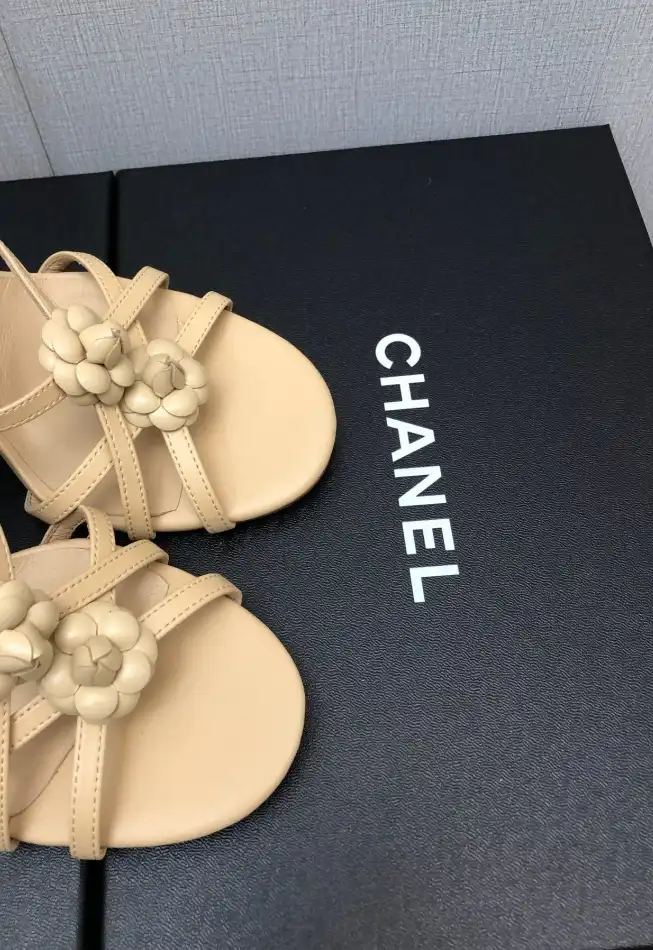 hype Chanel High Heels