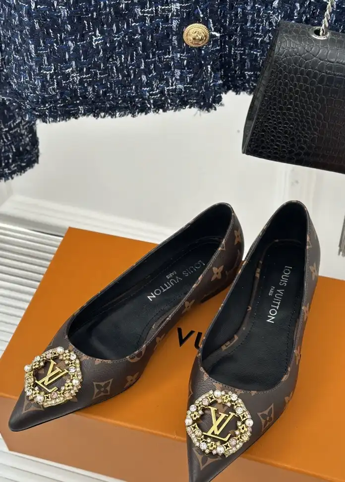 hype LV flat shoes