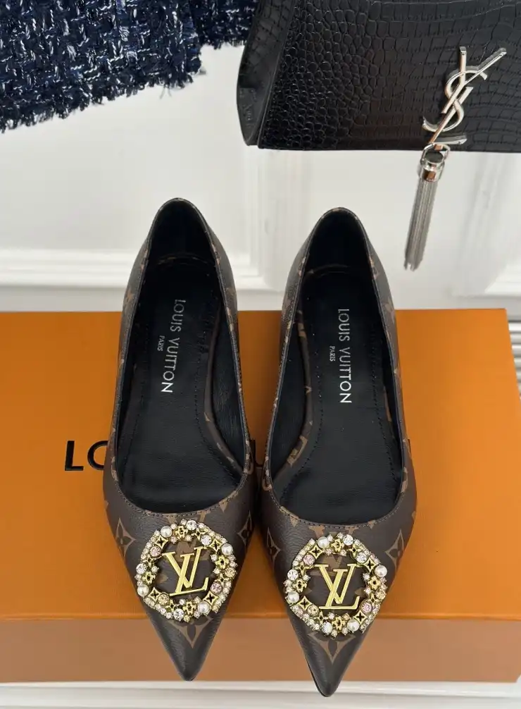 hype LV flat shoes