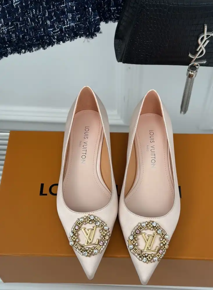 hype LV flat shoes