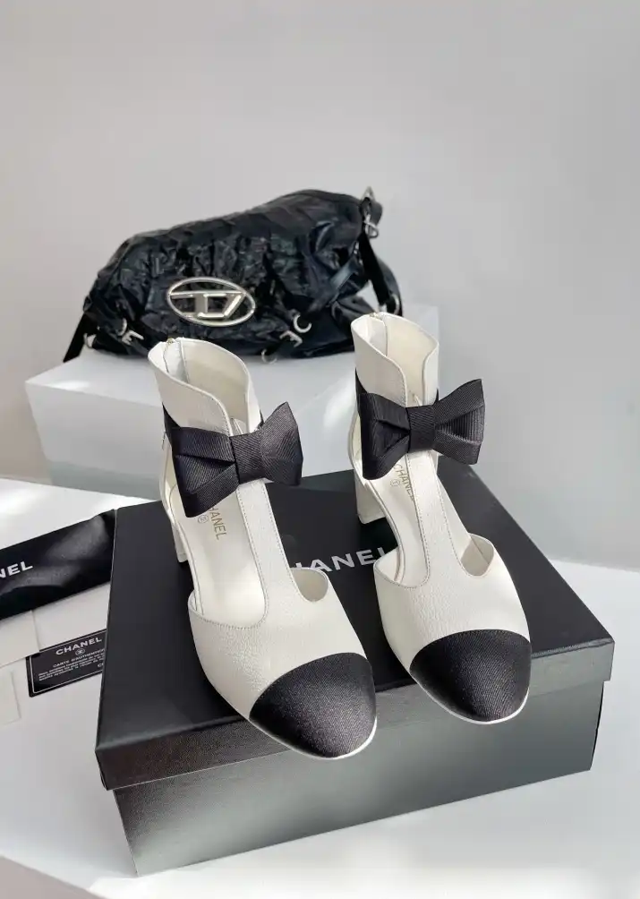 hype Chanel High Heels