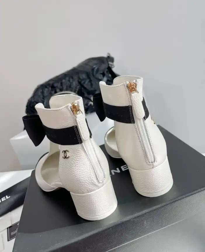 hype Chanel High Heels