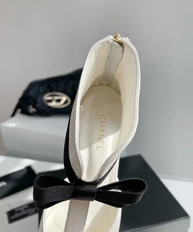 hype Chanel High Heels