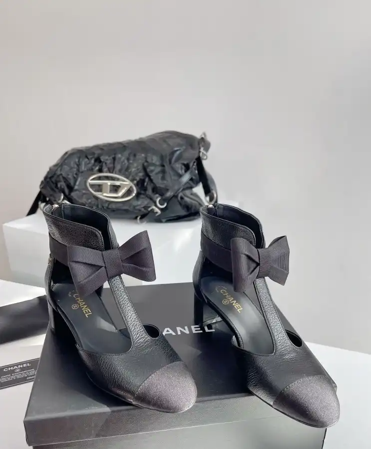 hype Chanel High Heels