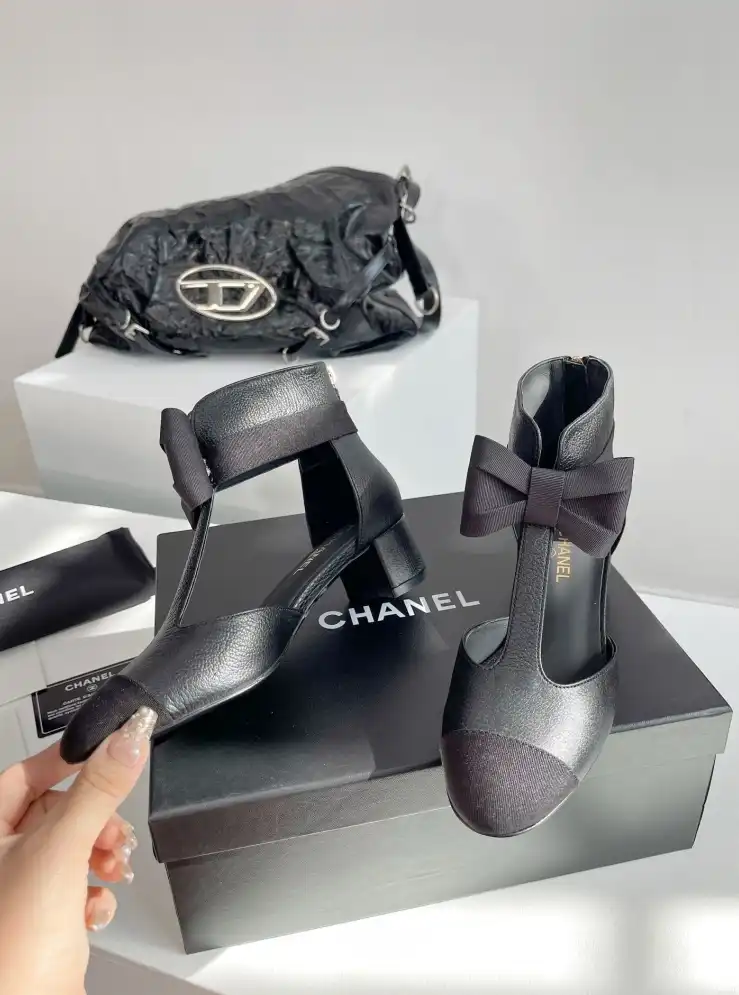 hype Chanel High Heels