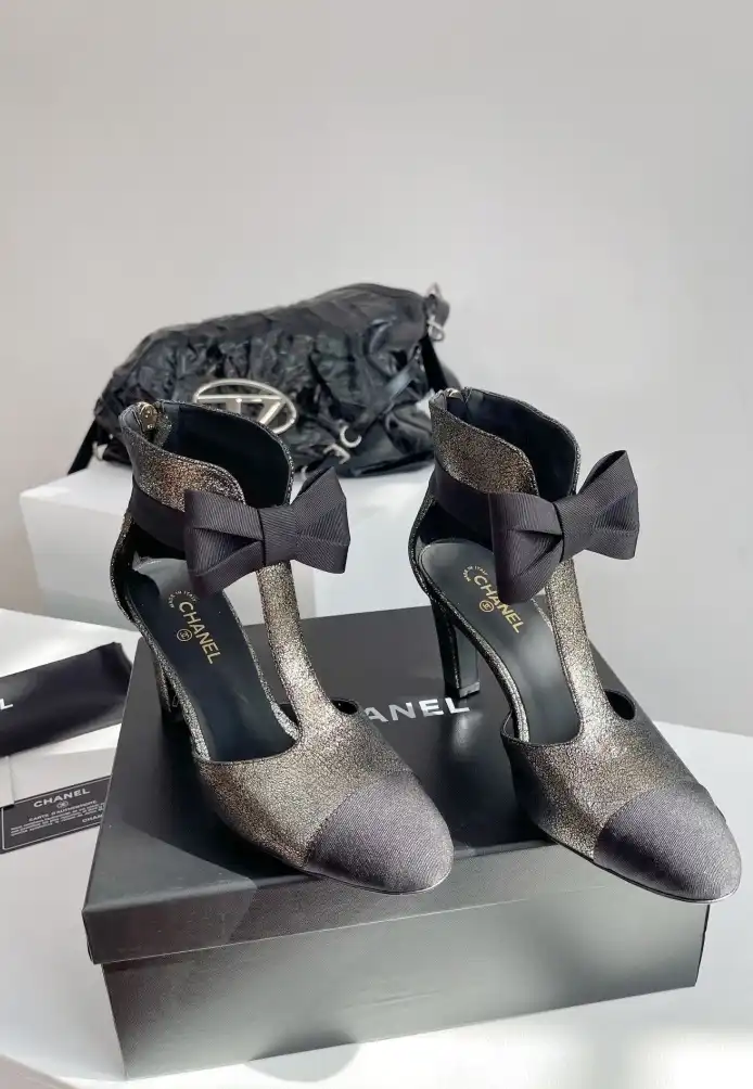 hype Chanel High Heels