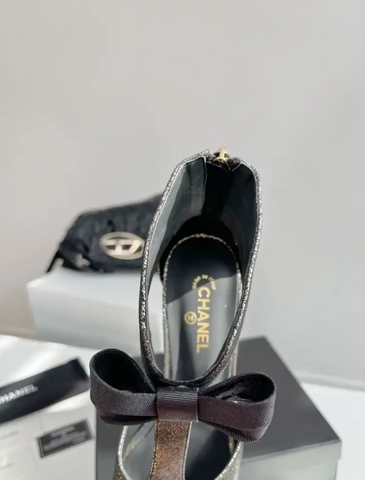 hype Chanel High Heels