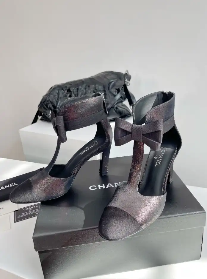 hype Chanel High Heels